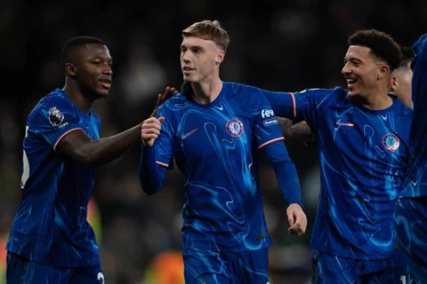 "يويفا" يغرم تشيلسي بسبب مباراة دوري المؤتمر